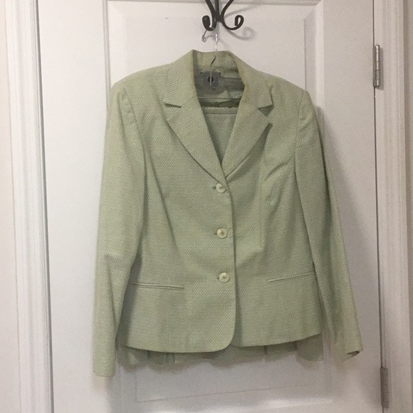 Woman's suit, Dry Clean, Excellent condition, 70% cotton, Polyester lined - Picture 6 of 6